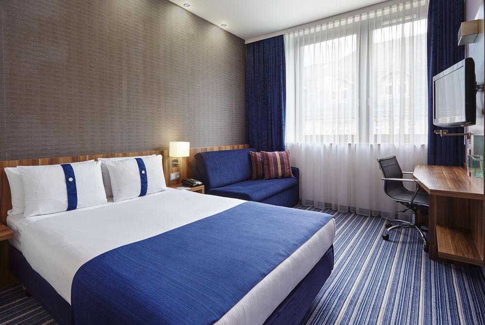 Holiday Inn Express Frankfurt City Hauptbahnhof Frankfurt am Main ภายนอก รูปภาพ