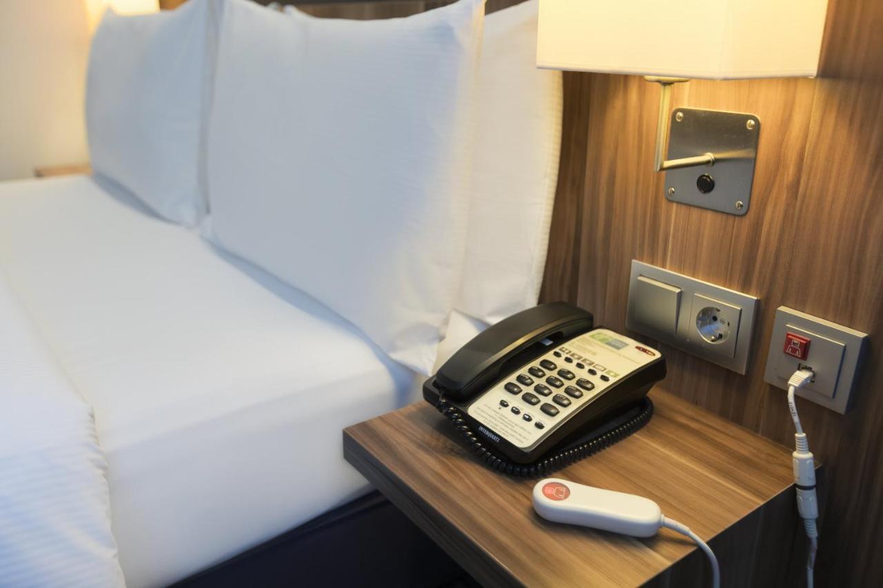 Holiday Inn Express Frankfurt City Hauptbahnhof Frankfurt am Main ภายนอก รูปภาพ